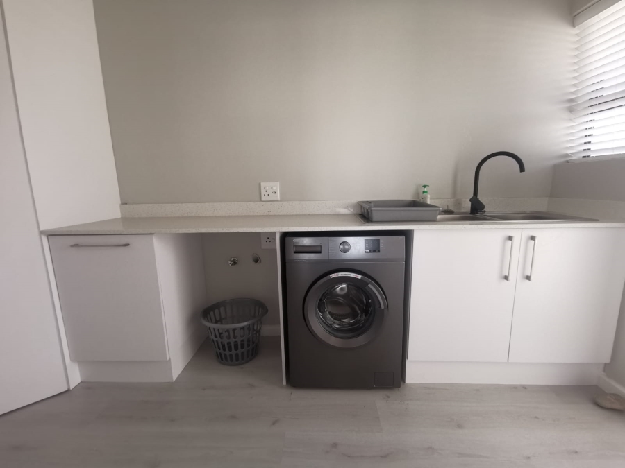 To Let 3 Bedroom Property for Rent in St Francis Bay Village Eastern Cape
